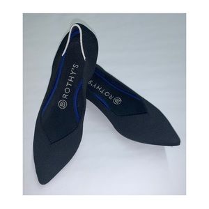EUC Black Rothy’s “The Point” Size 8 {HTF}